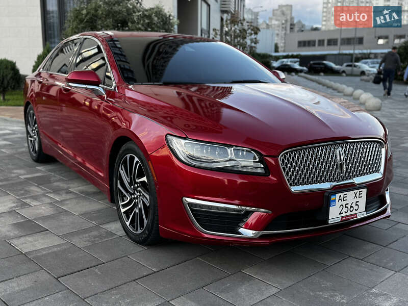 Lincoln MKZ 2020