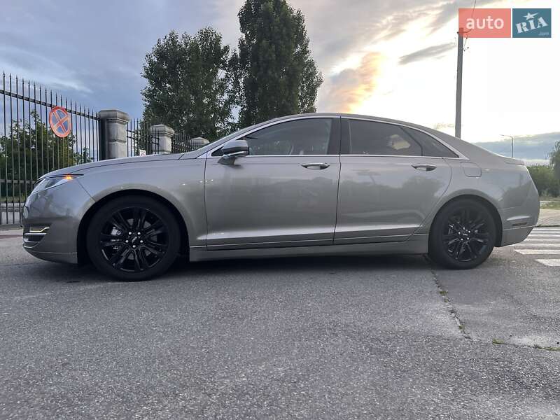 Седан Lincoln MKZ 2015 в Киеве