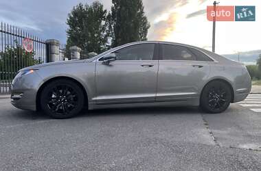 Седан Lincoln MKZ 2015 в 