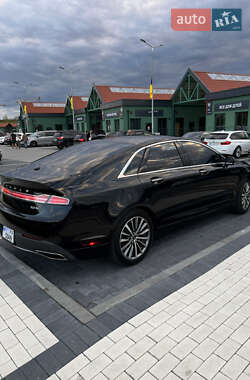 Седан Lincoln MKZ 2017 в 