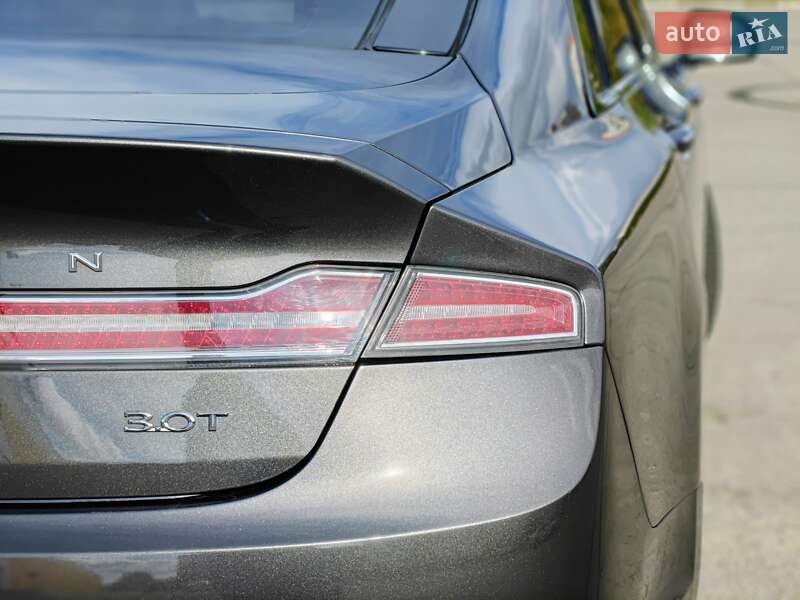 Седан Lincoln MKZ 2016 в Запорожье