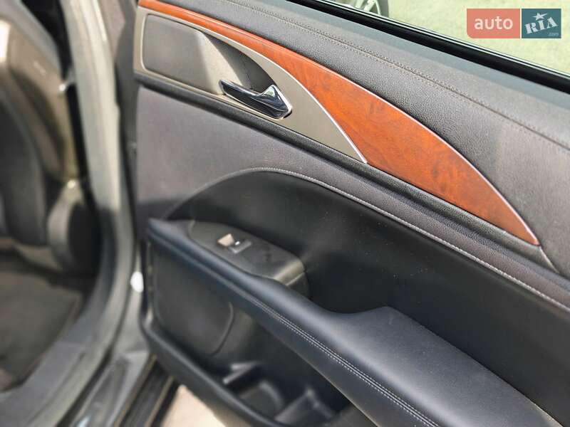 Седан Lincoln MKZ 2016 в Запорожье