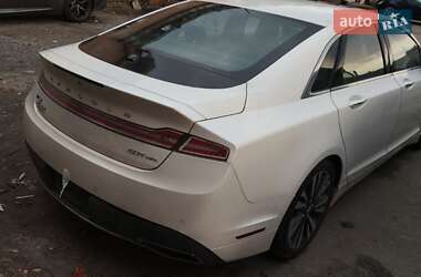 Седан Lincoln MKZ 2018 в 