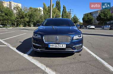 Седан Lincoln MKZ 2017 в 