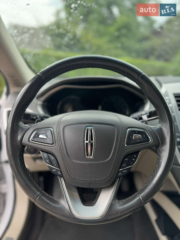 Седан Lincoln MKZ 2018 в Кременчуці фото 10 Седан Lincoln MKZ 2018 в Кременчуці