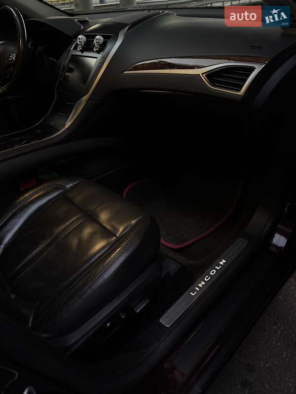 Седан Lincoln MKZ 2013 в Одессе