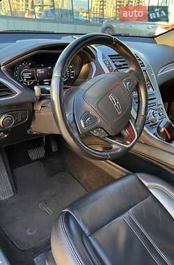 Седан Lincoln MKZ 2018 в Киеве