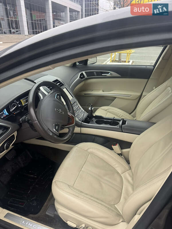 Седан Lincoln MKZ 2015 в Броварах фото 12 Седан Lincoln MKZ 2015 в Броварах