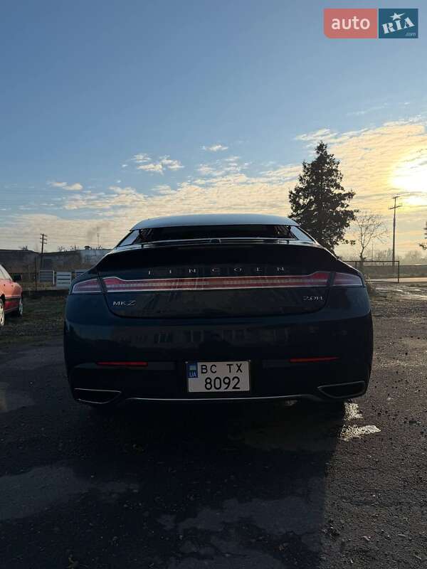 Седан Lincoln MKZ 2017 в Сокалі