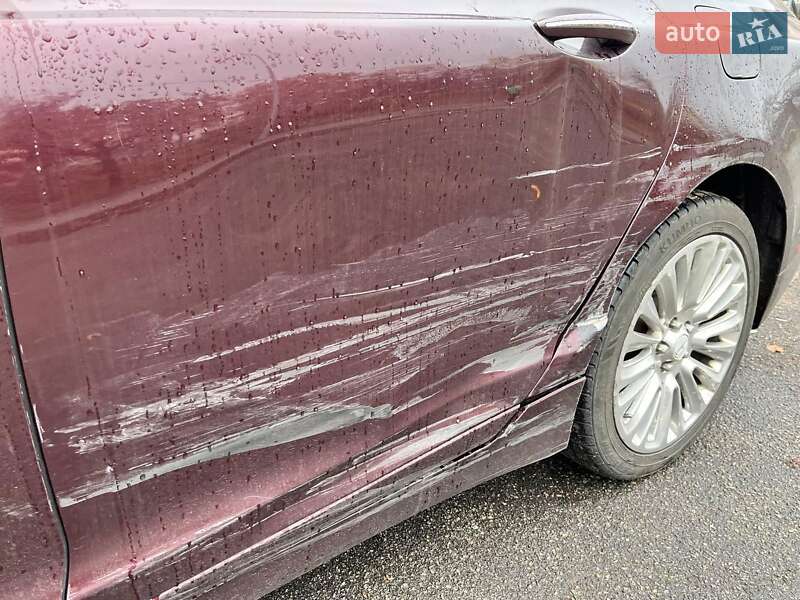 Седан Lincoln MKZ 2013 в Києві