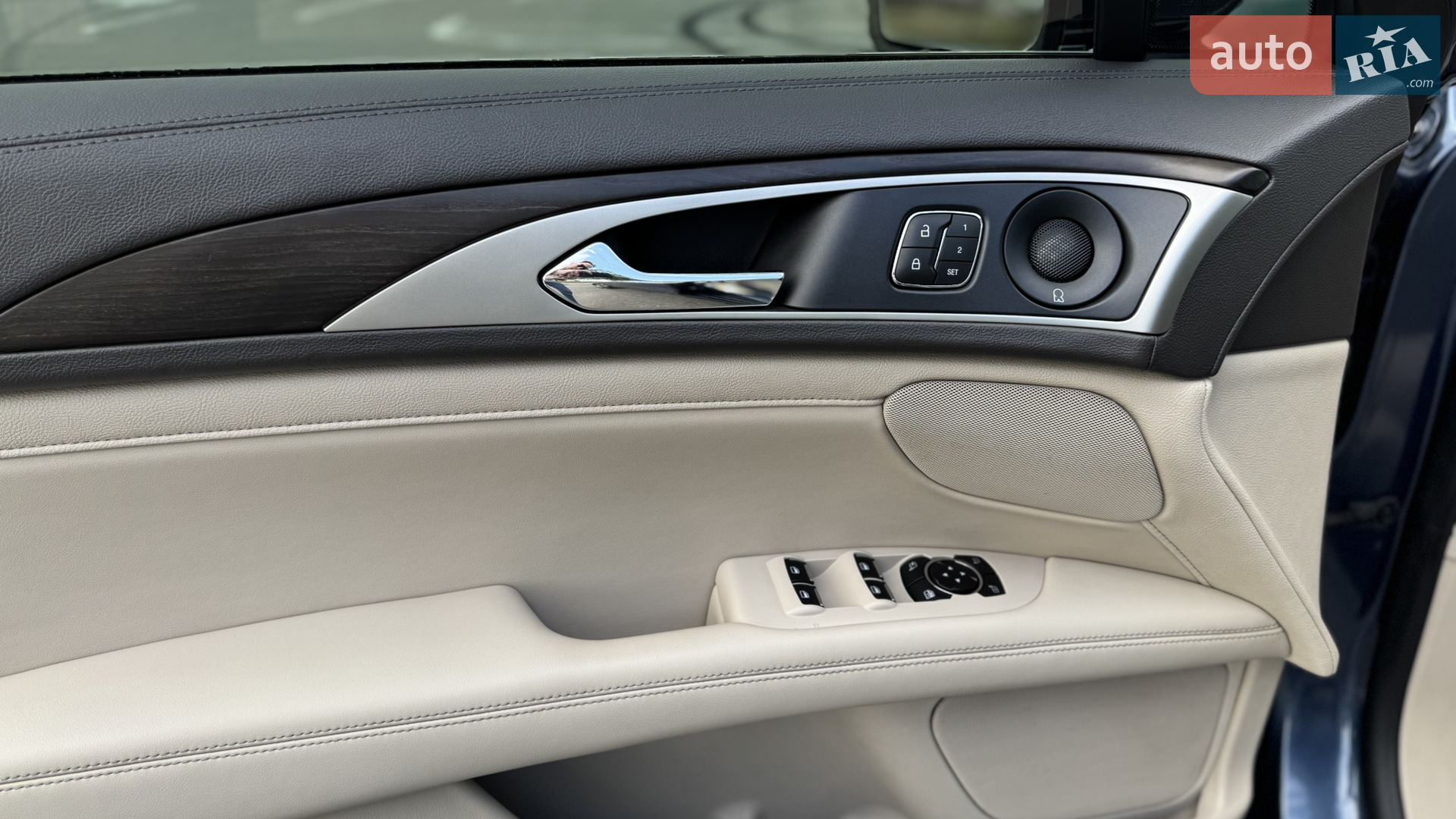 2018 Lincoln MKZ - мініатюра 16