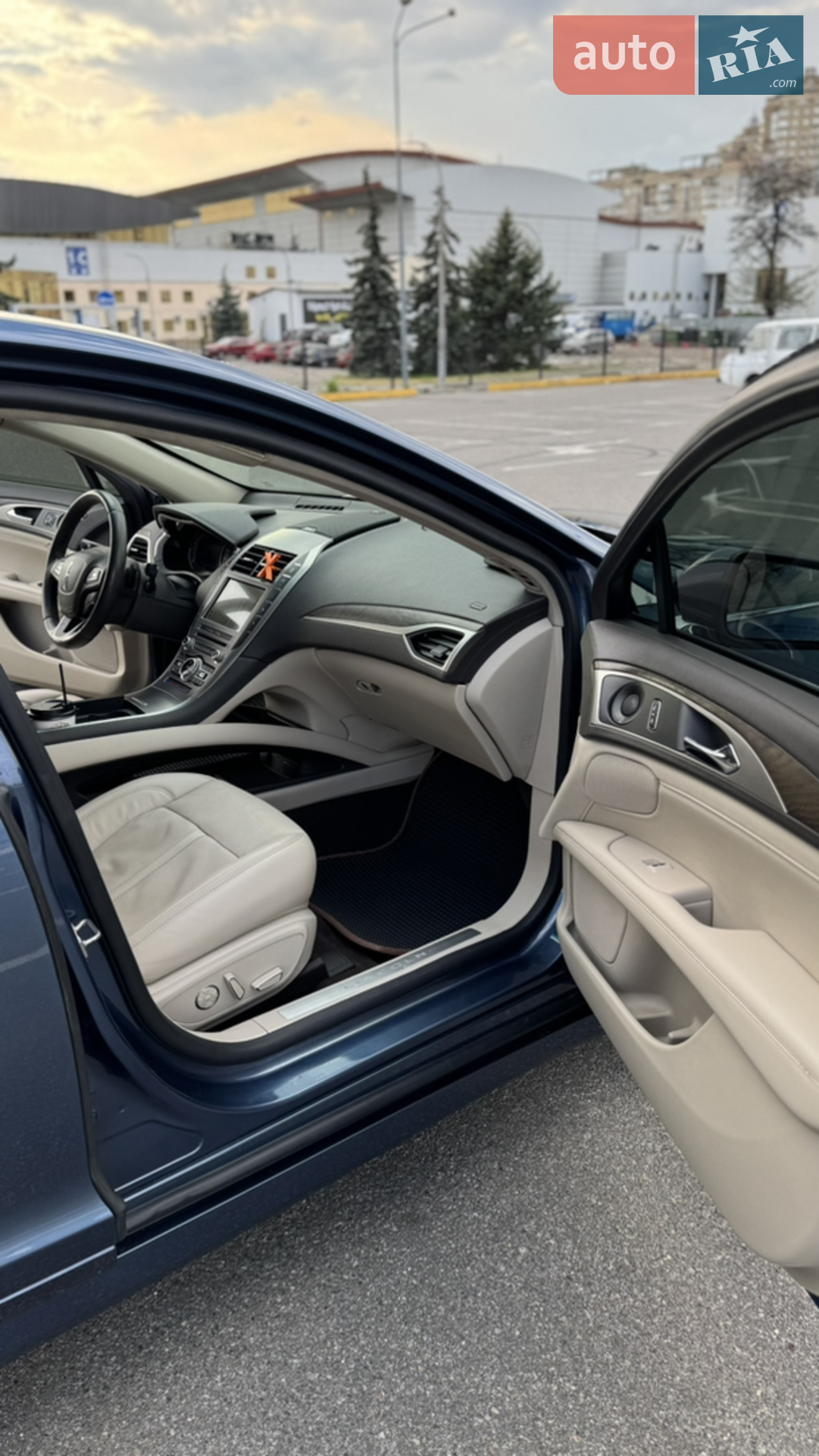 2018 Lincoln MKZ - мініатюра 23