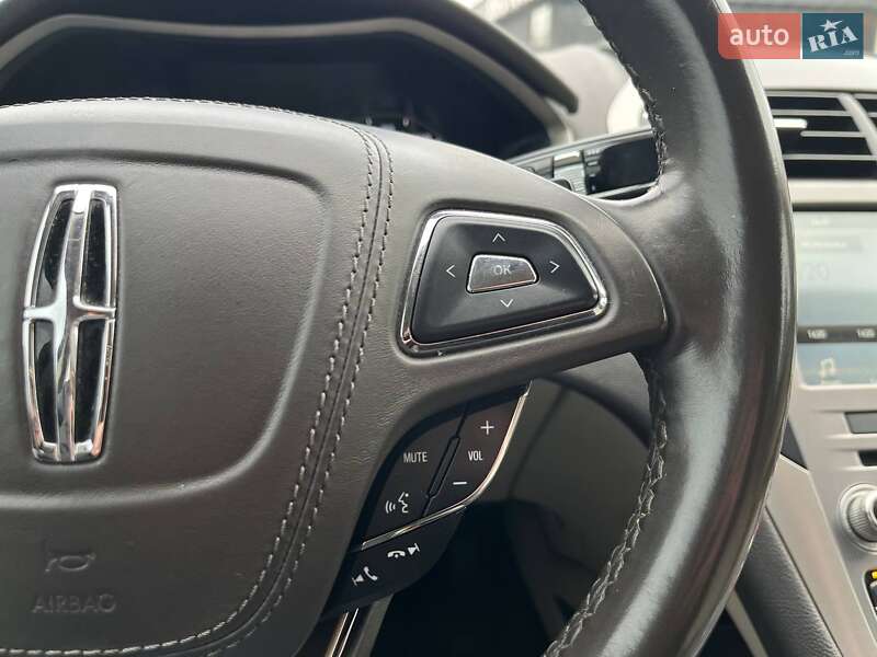 Седан Lincoln MKZ 2018 в Киеве