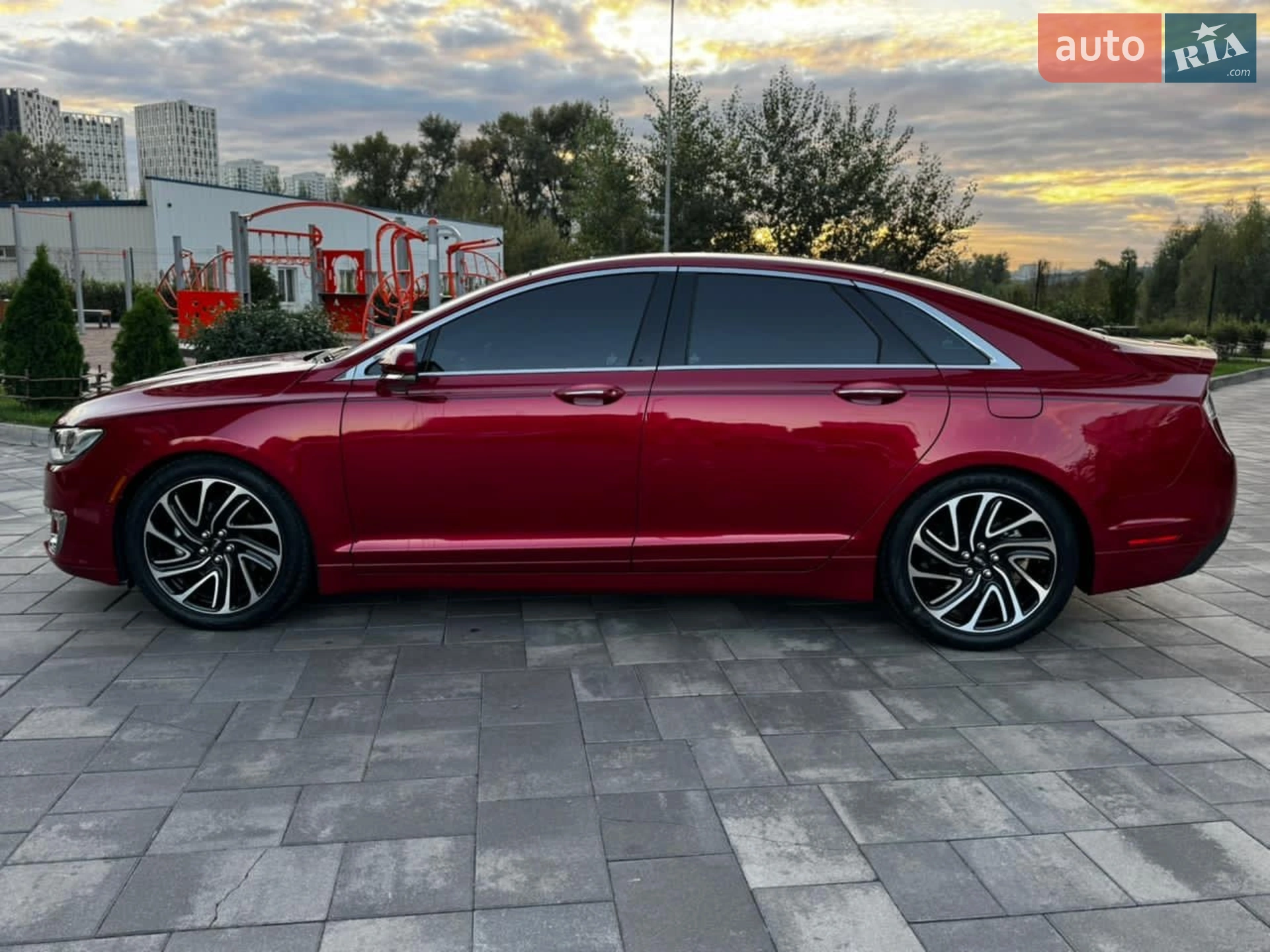 2020 Lincoln MKZ - мініатюра 7
