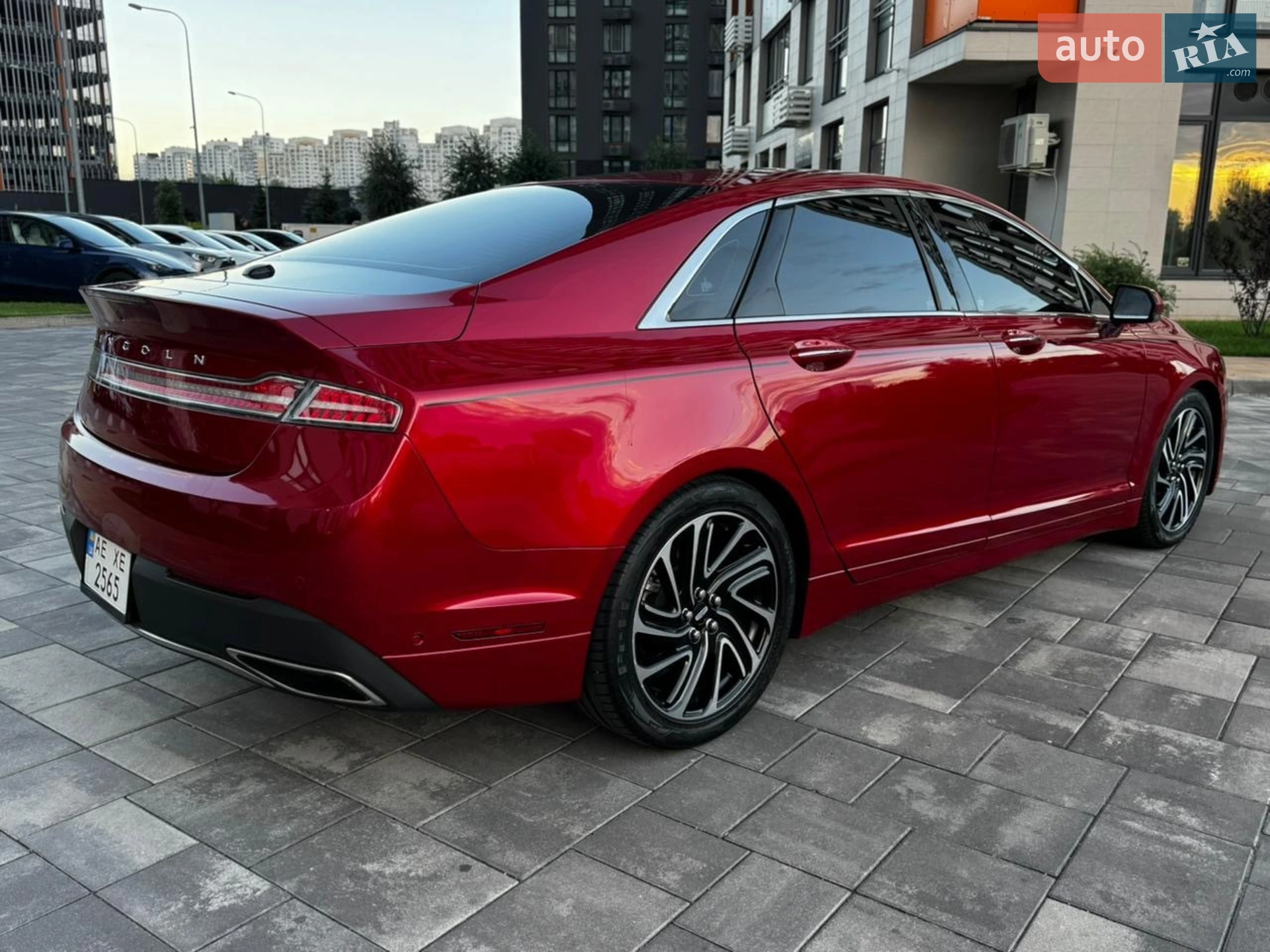 2020 Lincoln MKZ - мініатюра 9