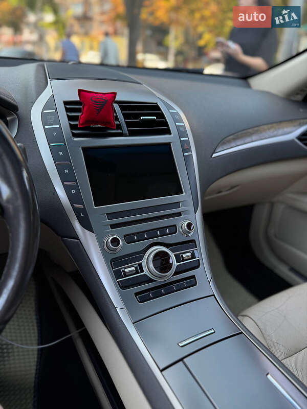 Седан Lincoln MKZ 2016 в Одессе фото 22 Седан Lincoln MKZ 2016 в Одессе