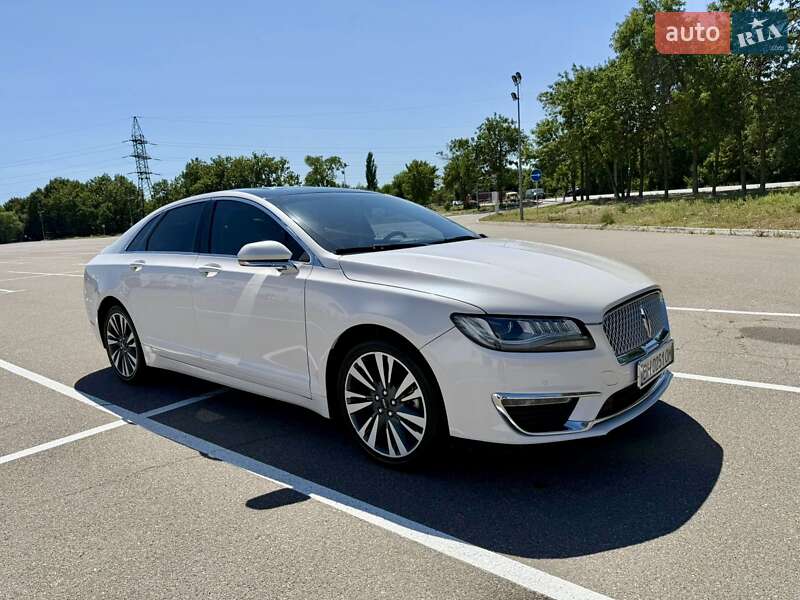 Lincoln MKZ 2018