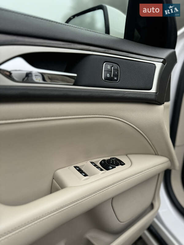 Седан Lincoln MKZ 2018 в Кременчуці