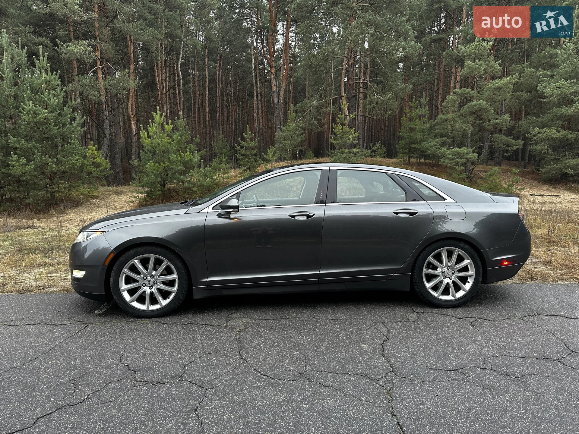 2015 Lincoln MKZ - мініатюра 8