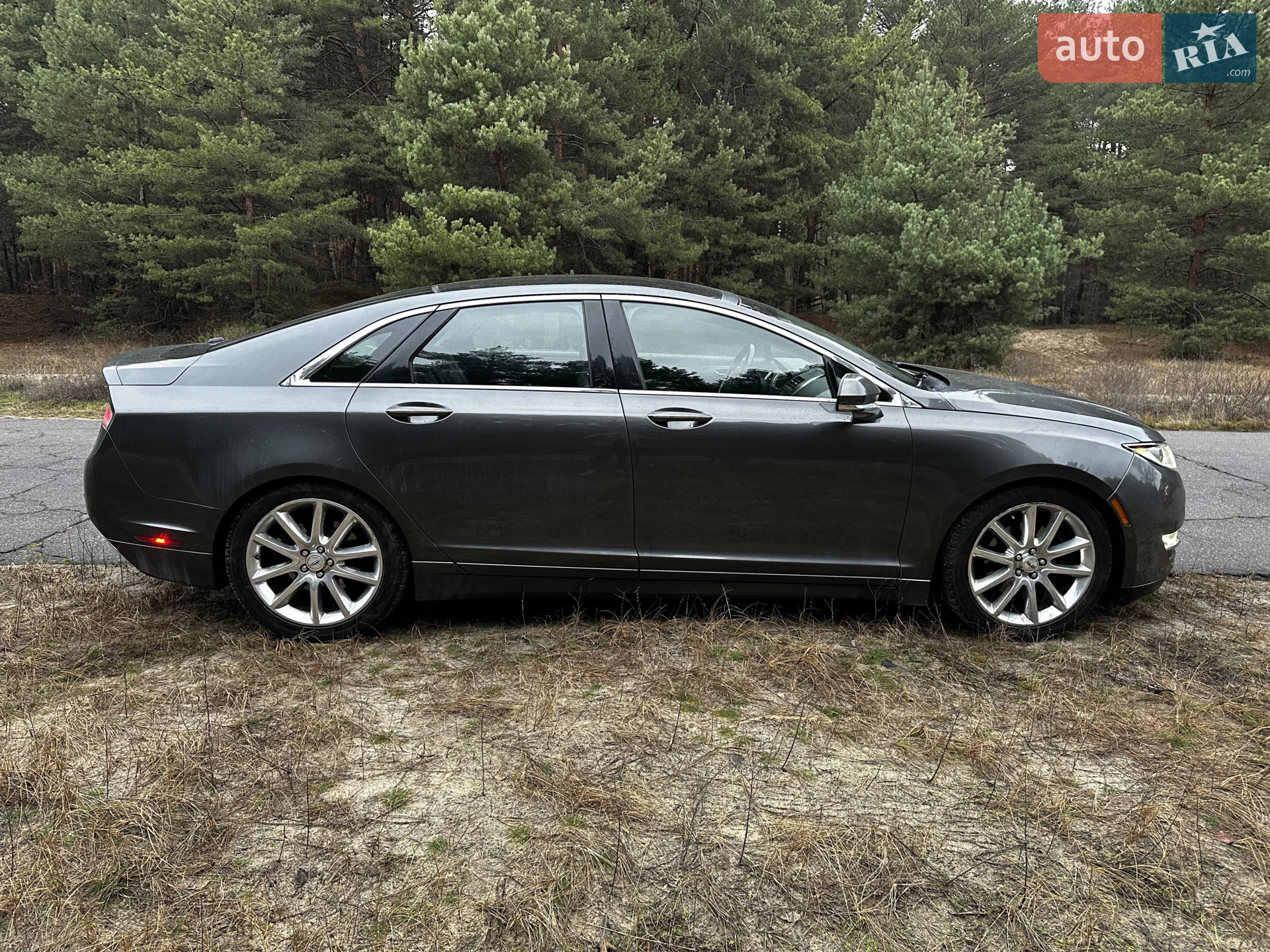 2015 Lincoln MKZ - мініатюра 9