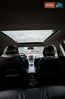 Седан Lincoln MKZ 2015 в Кременчуці
