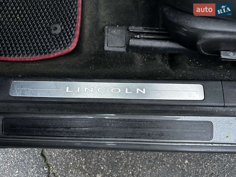 Седан Lincoln MKZ 2015 в Кременчуці