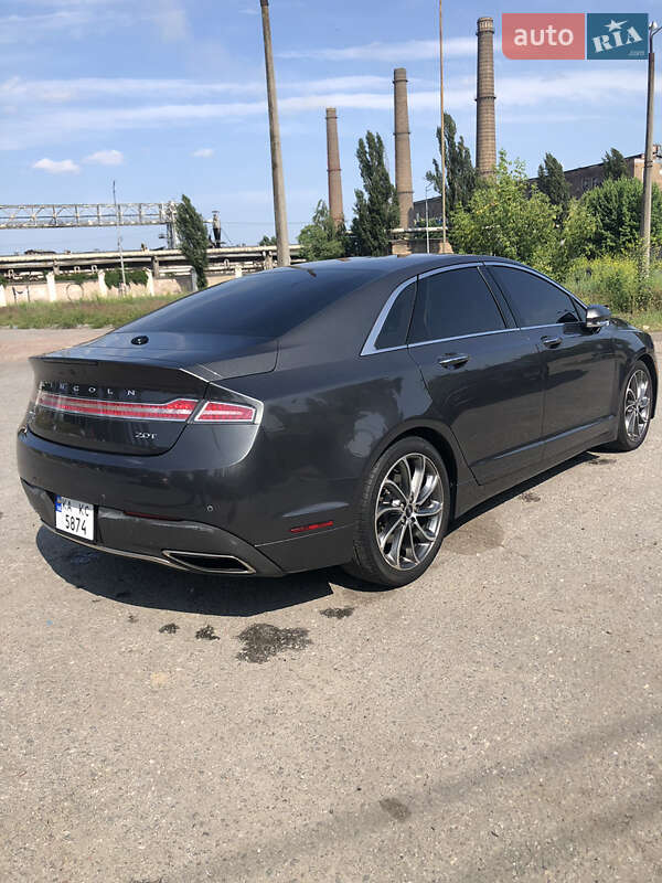 Седан Lincoln MKZ 2019 в Киеве