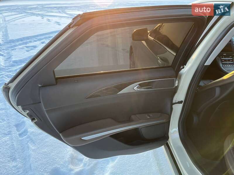 Седан Lincoln MKZ 2013 в Виннице