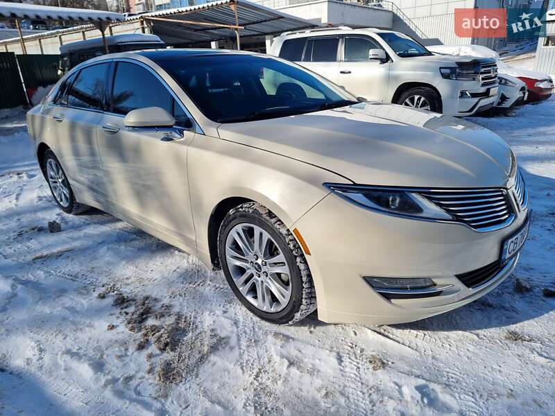 Седан Lincoln MKZ 2015 в Чернигове