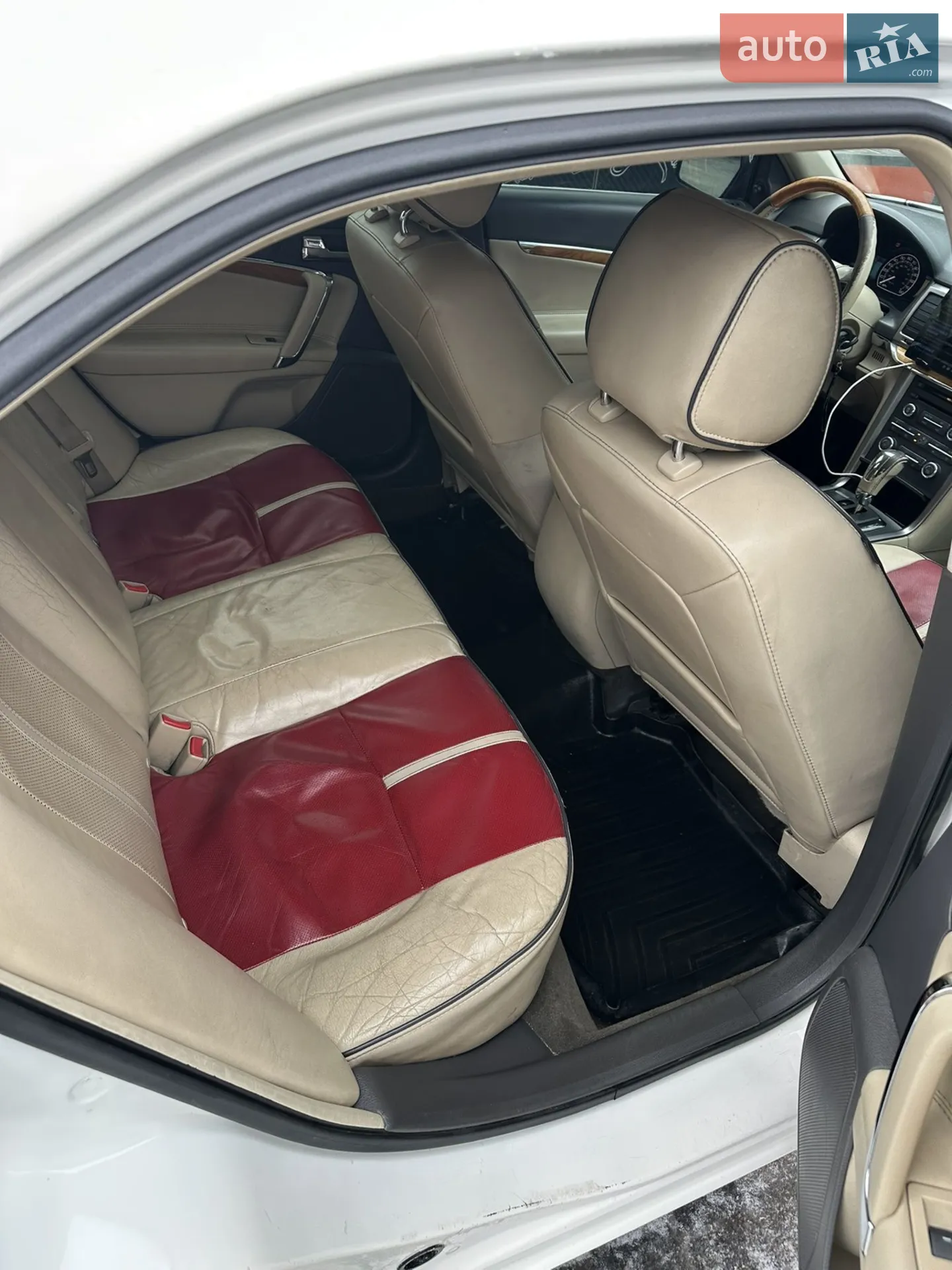 2012 Lincoln MKZ - мініатюра 8