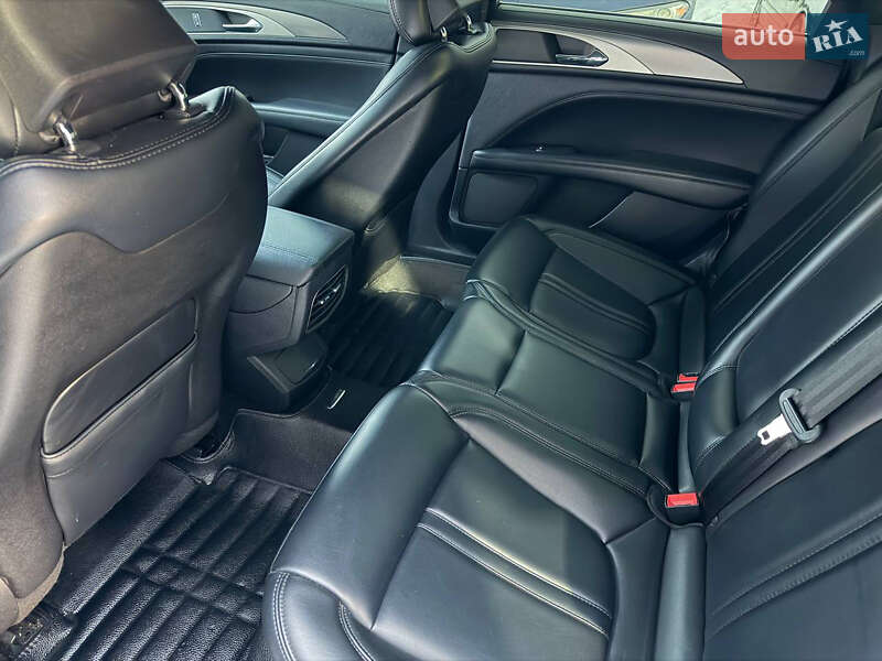 Седан Lincoln MKZ 2016 в Киеве