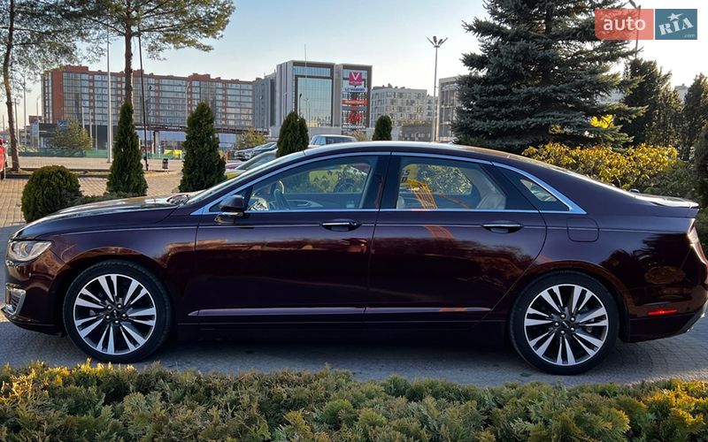 Седан Lincoln MKZ 2016 в Львове