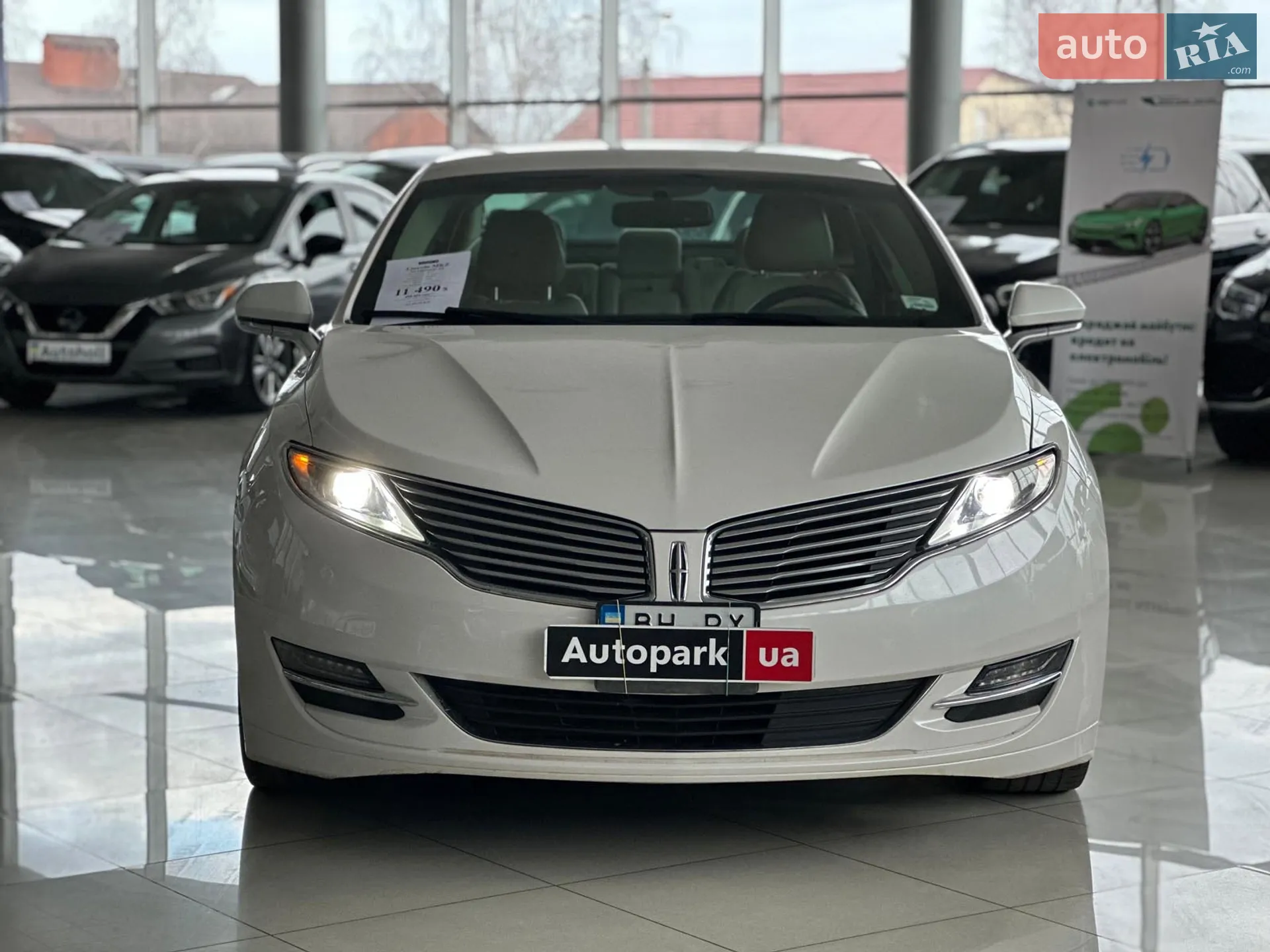 2015 Lincoln MKZ - мініатюра 2