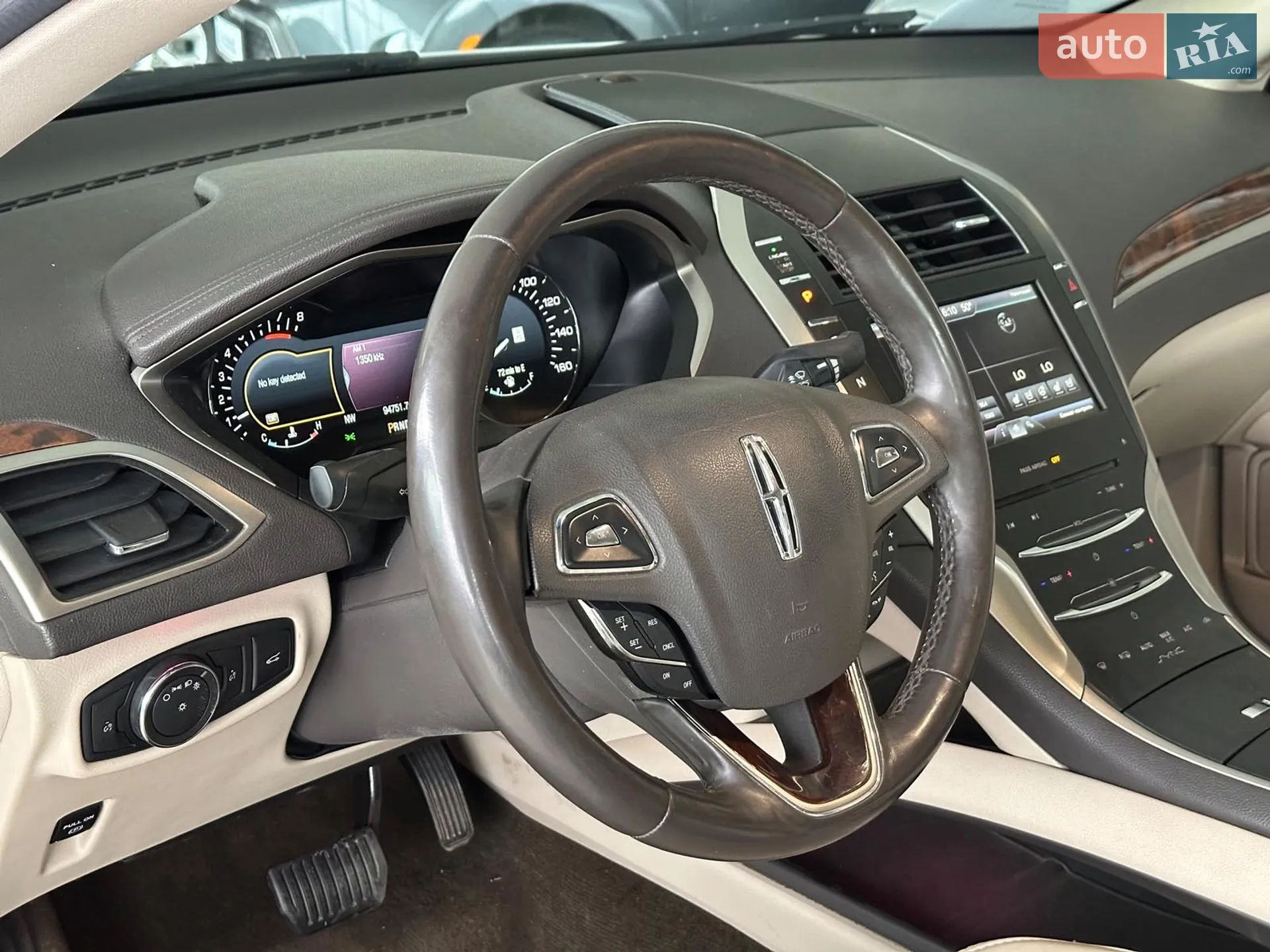 2015 Lincoln MKZ - мініатюра 16