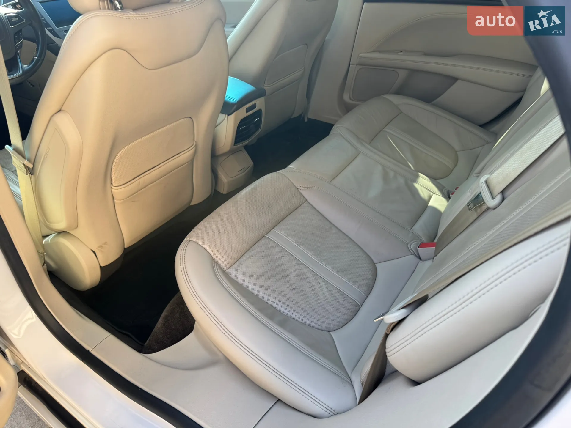 2018 Lincoln MKZ - мініатюра 20
