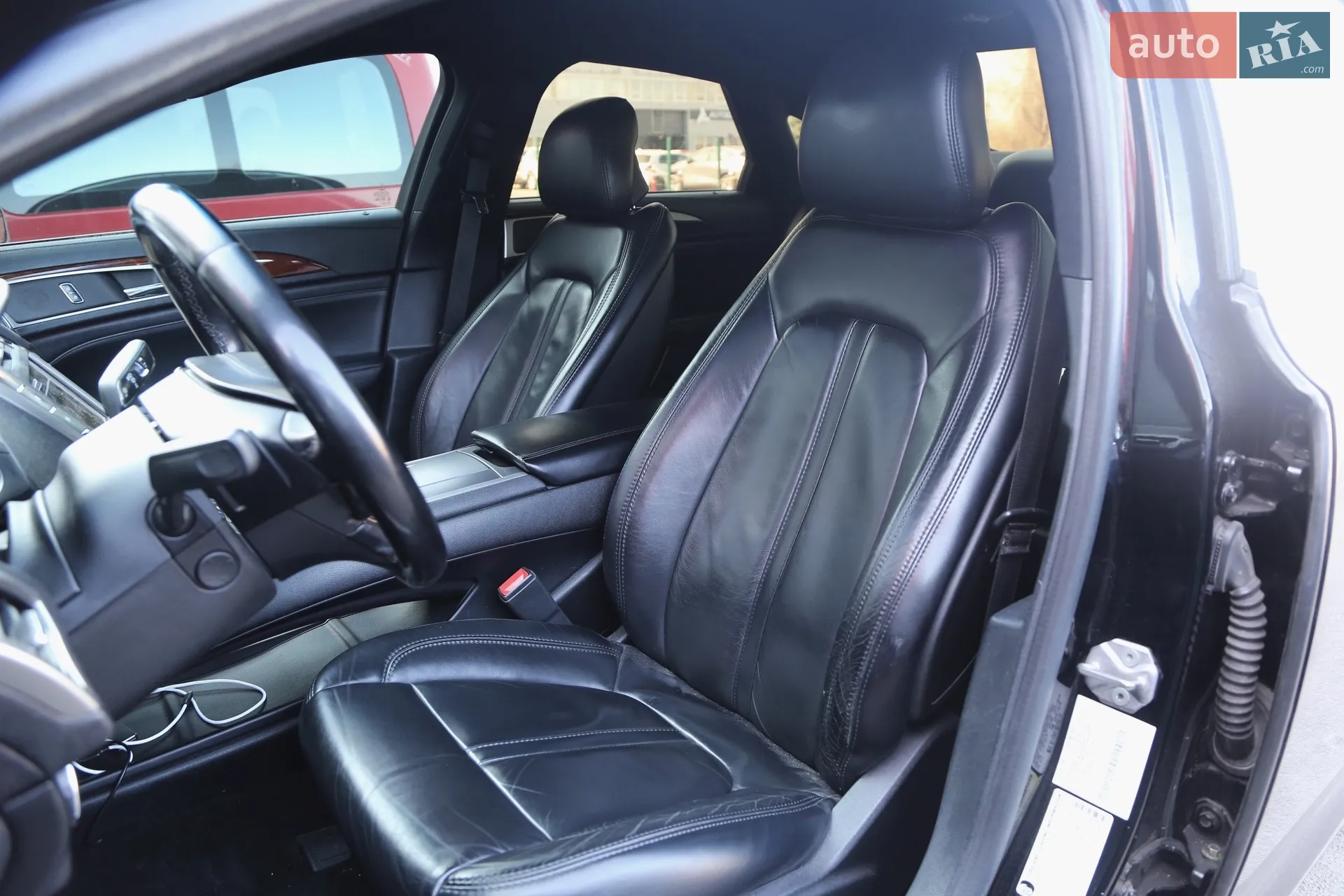 2016 Lincoln MKZ - мініатюра 9