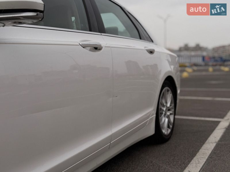 Седан Lincoln MKZ 2015 в Киеве фото 5 Седан Lincoln MKZ 2015 в Киеве