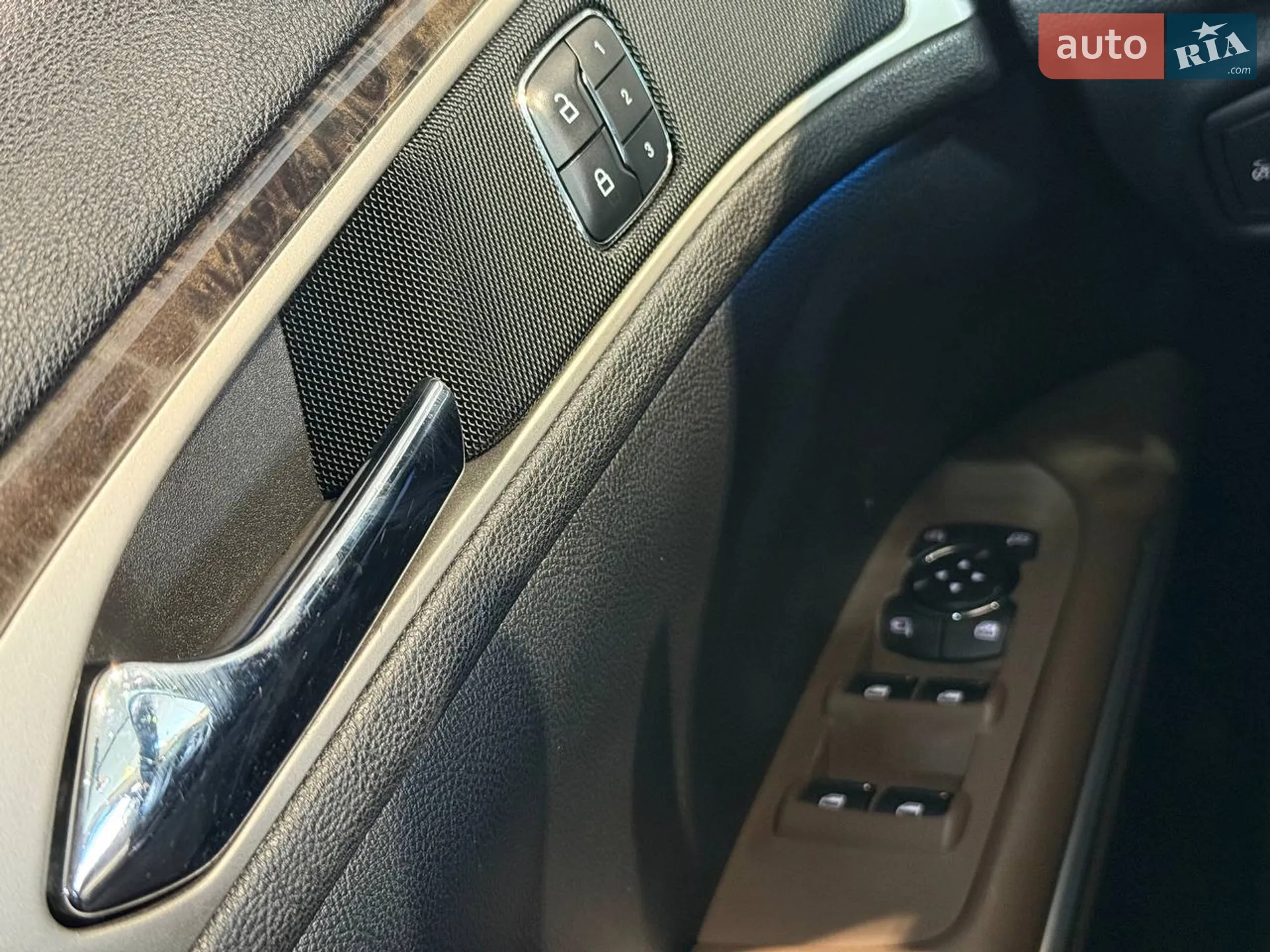 2014 Lincoln MKZ - мініатюра 34