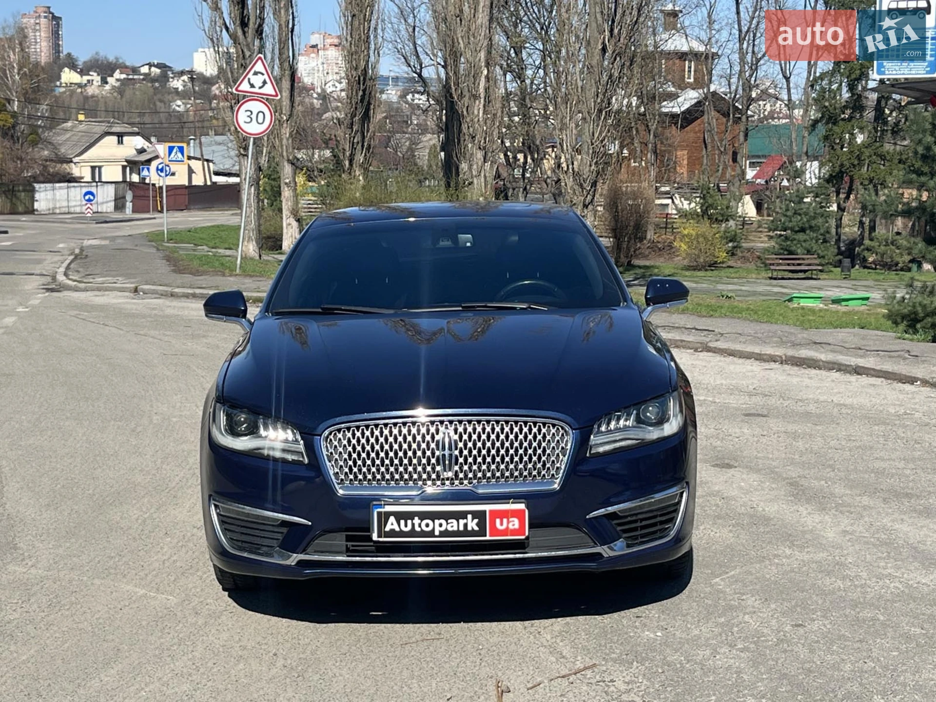 2017 Lincoln MKZ - мініатюра 2