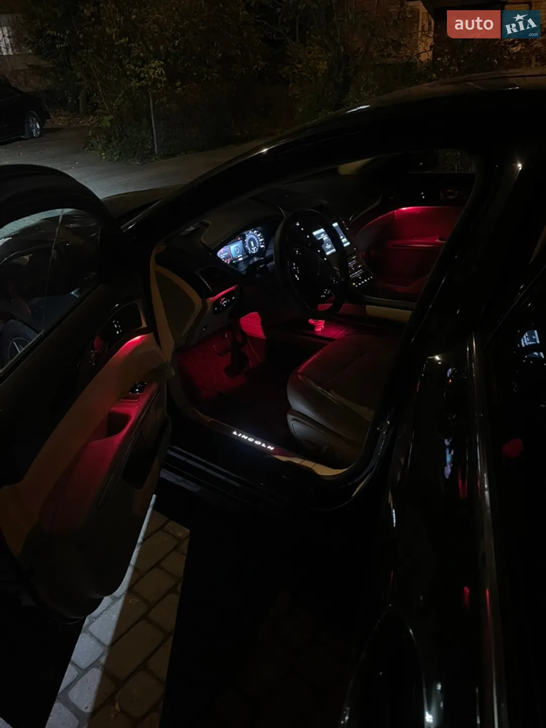 2013 Lincoln MKZ - мініатюра 36
