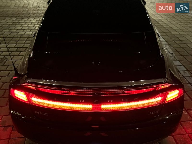 Седан Lincoln MKZ 2014 в Ізмаїлі