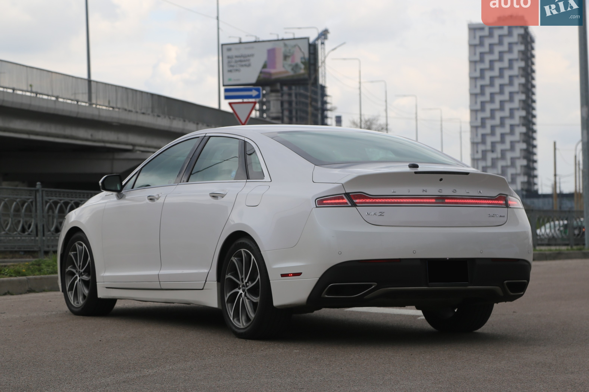 2019 Lincoln MKZ - мініатюра 5