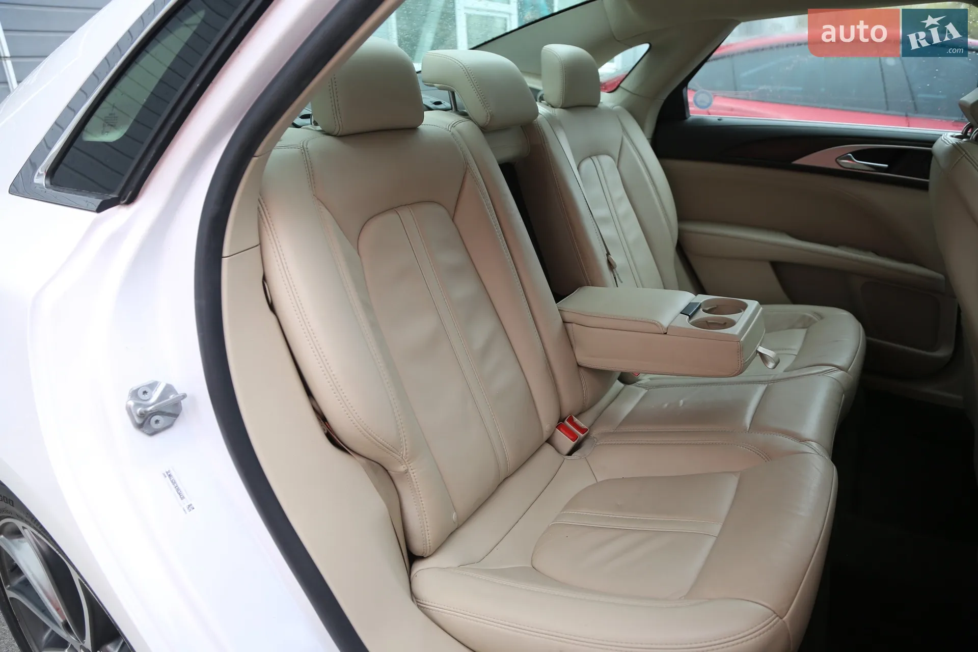2019 Lincoln MKZ - мініатюра 11