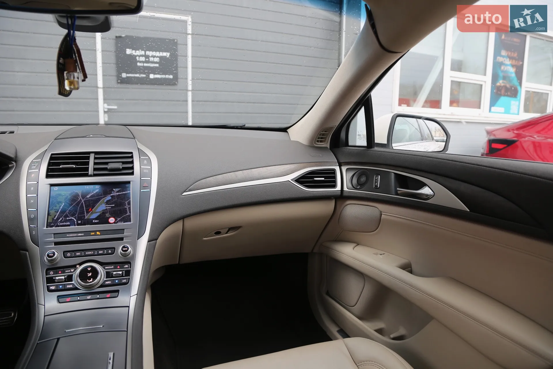 2019 Lincoln MKZ - мініатюра 17