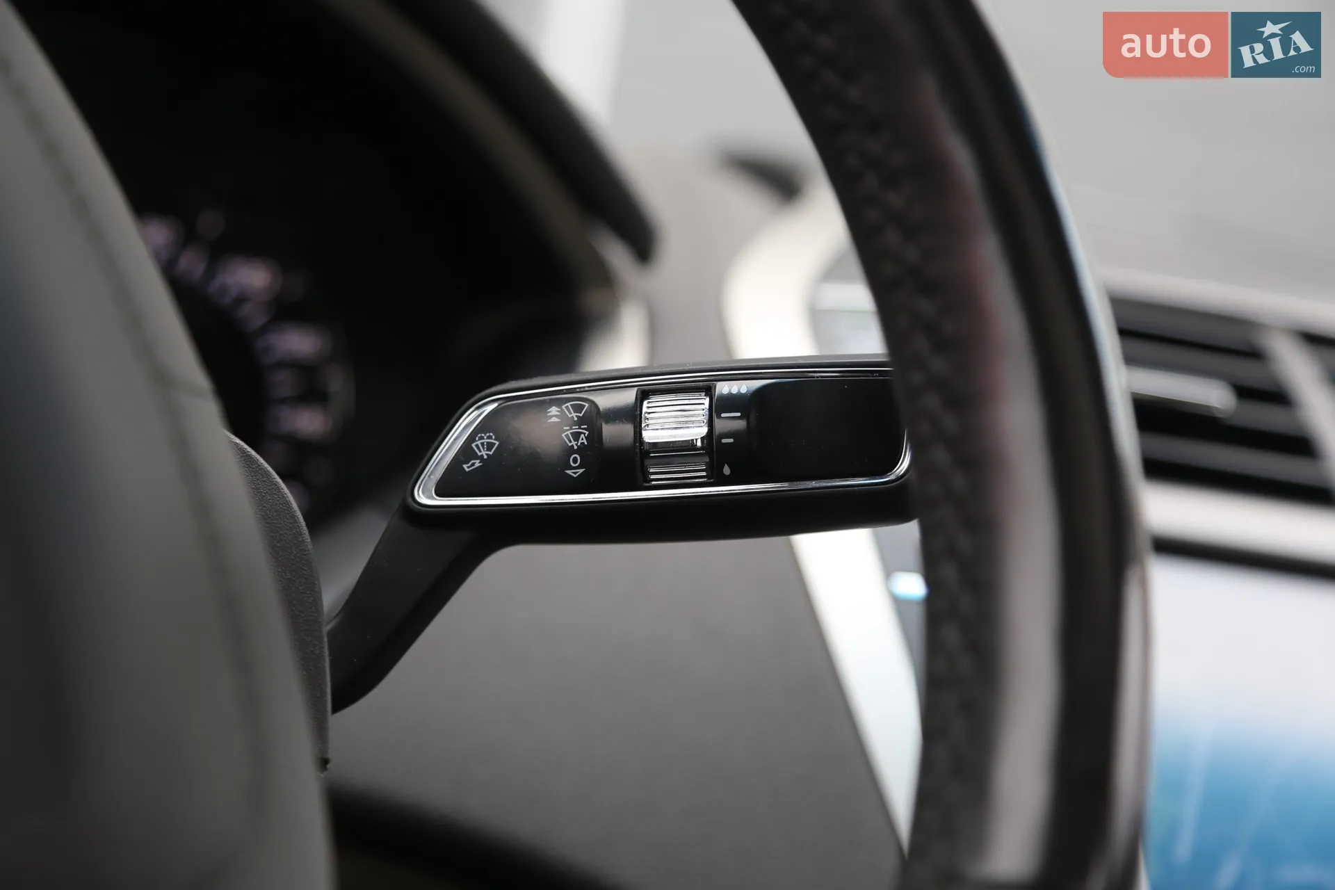 2019 Lincoln MKZ - мініатюра 23