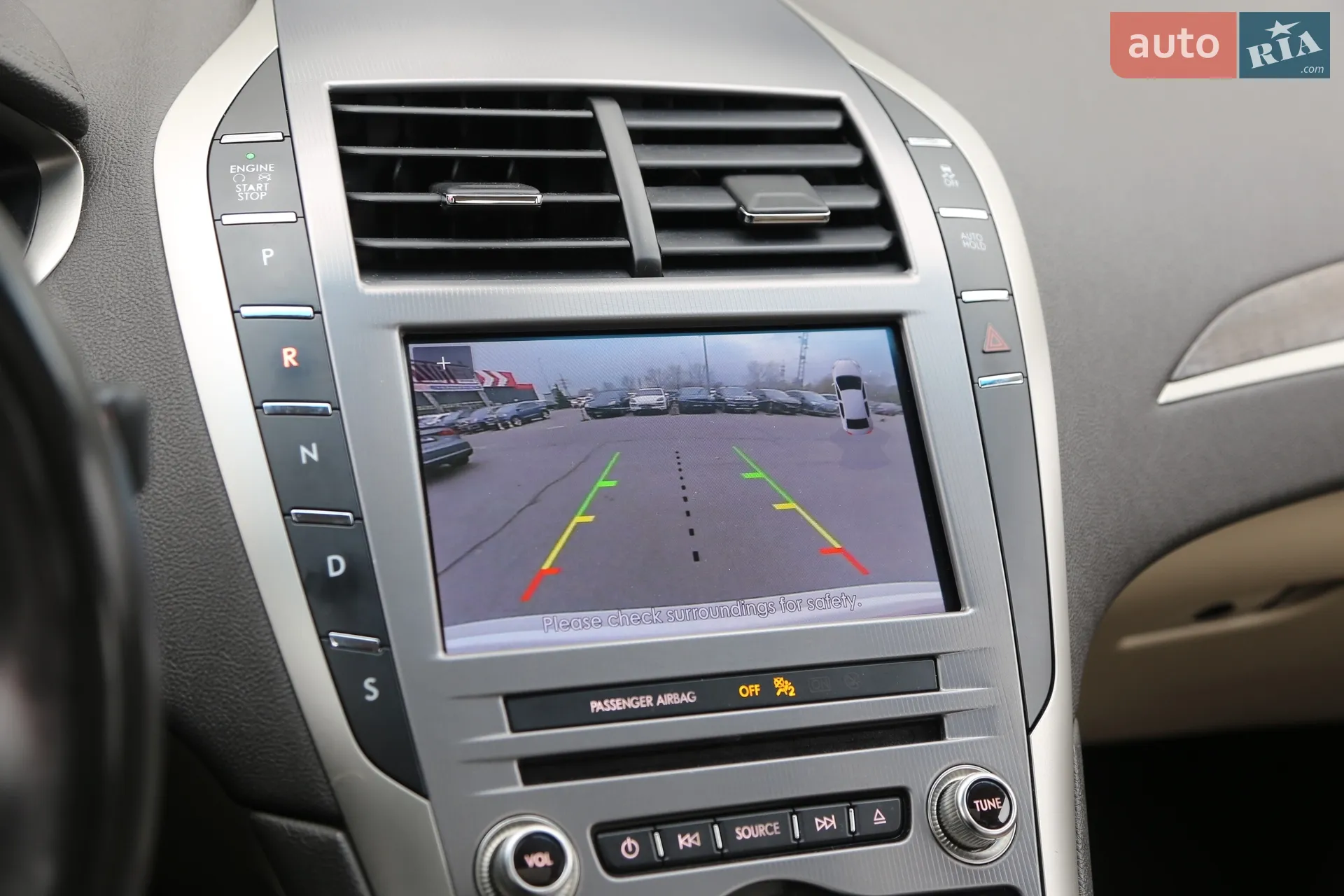 2019 Lincoln MKZ - мініатюра 25