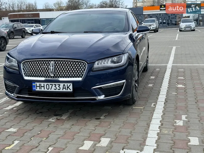 Lincoln MKZ