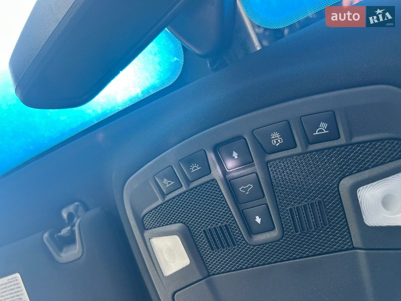 Седан Lincoln MKZ 2019 в Киеве