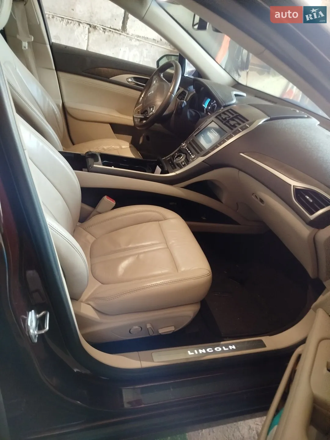 2016 Lincoln MKZ - мініатюра 3