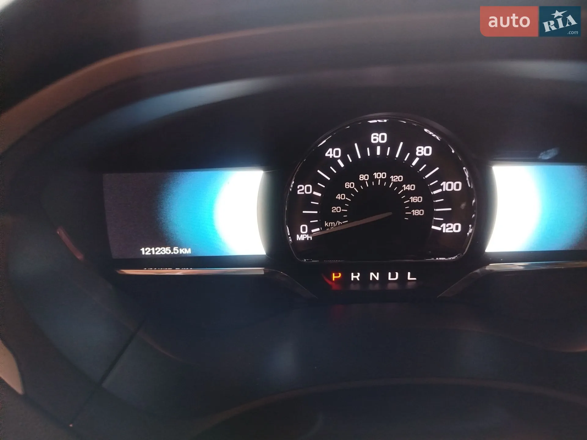 2016 Lincoln MKZ - мініатюра 13